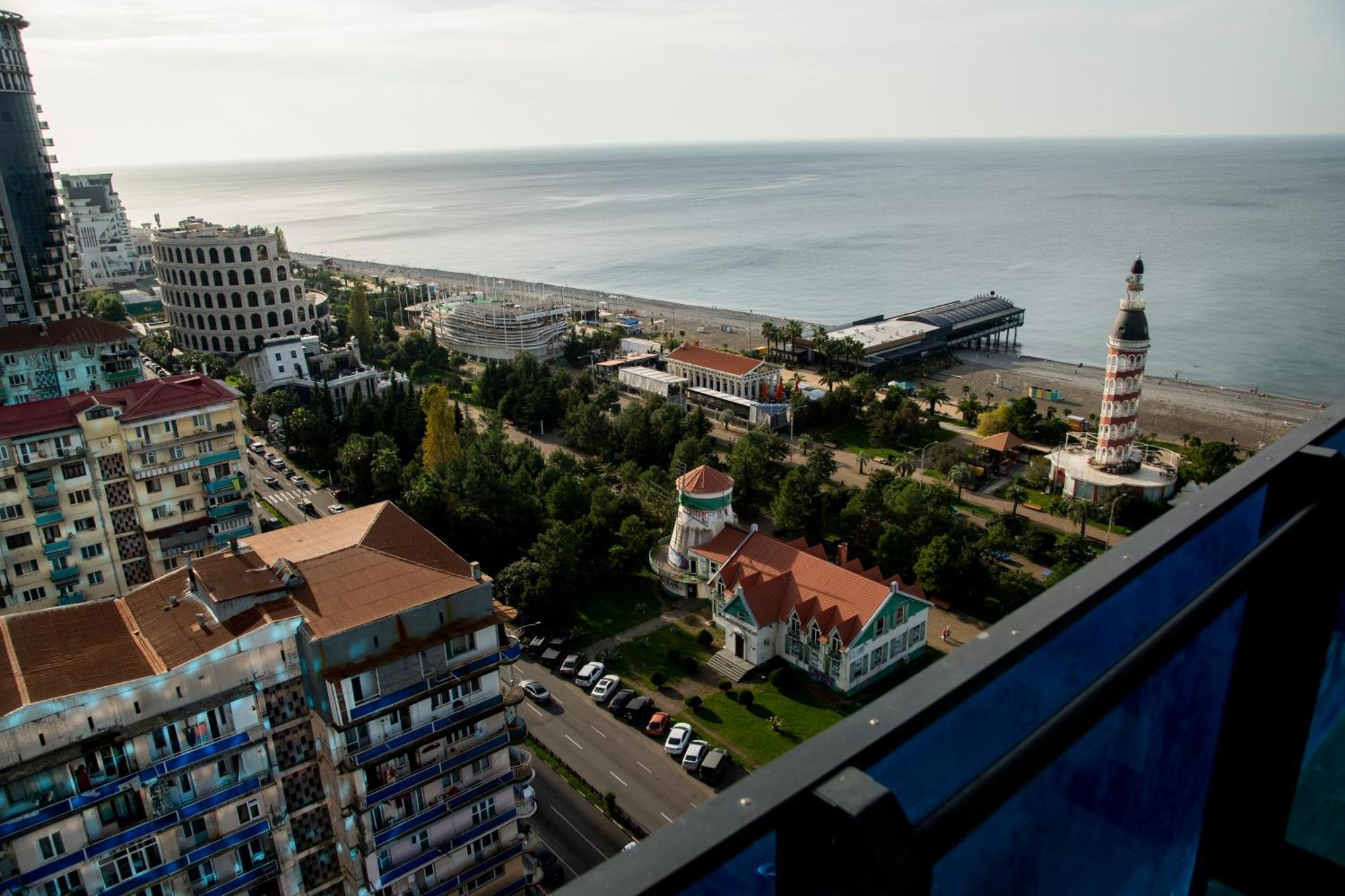Spend Your Time In Orbi City Batumi Exteriér fotografie